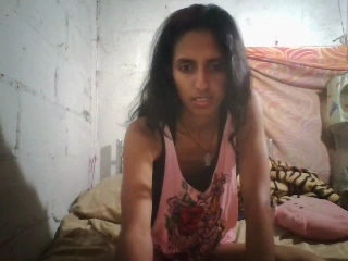 Dp fhg 724. Punjabi babe on webcam masturbating with her fingers